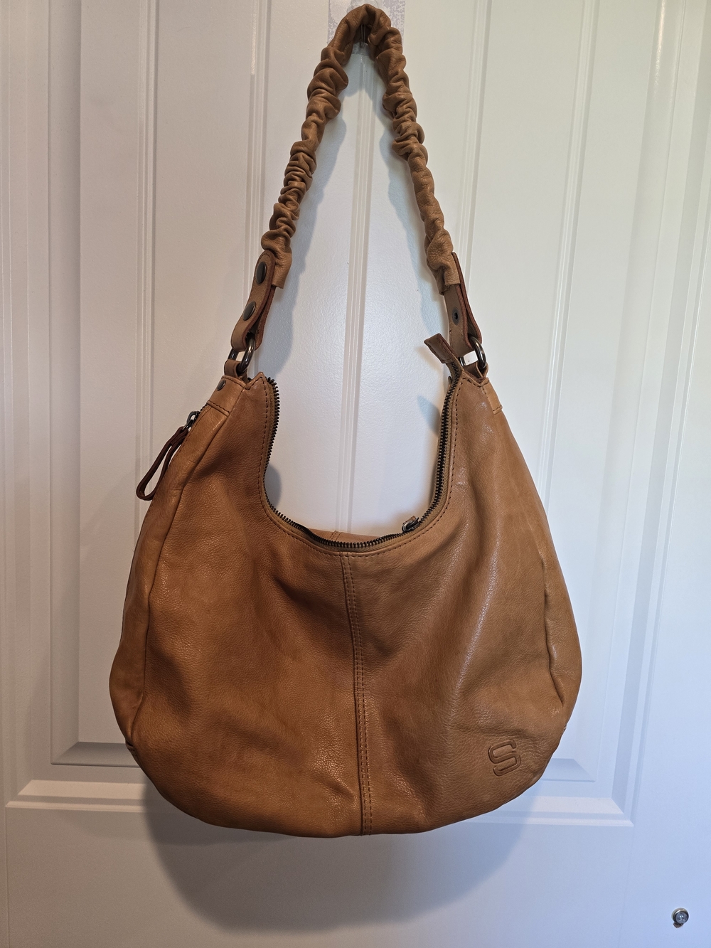 Soft Tan Leather Hobo Bag - Spikes & Sparrow